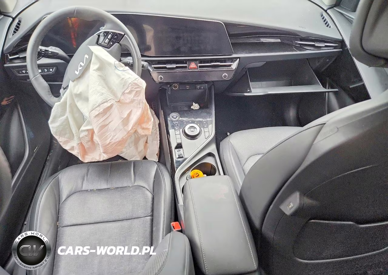 2023 Kia Niro Sx Touring VIN:KNDCR3LF9P5109963 - 8