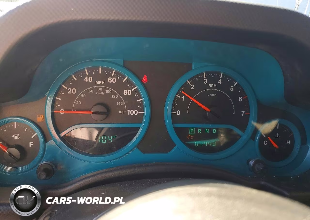 2010 Jeep Wrangler Unlimited Sahara VIN:1J4BA5H10AL123470 - 9