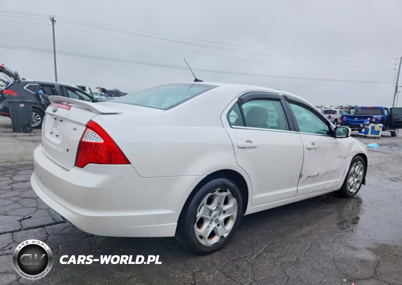 2011 Ford Fusion Se VIN:3FAHP0HA5BR120736 - 3