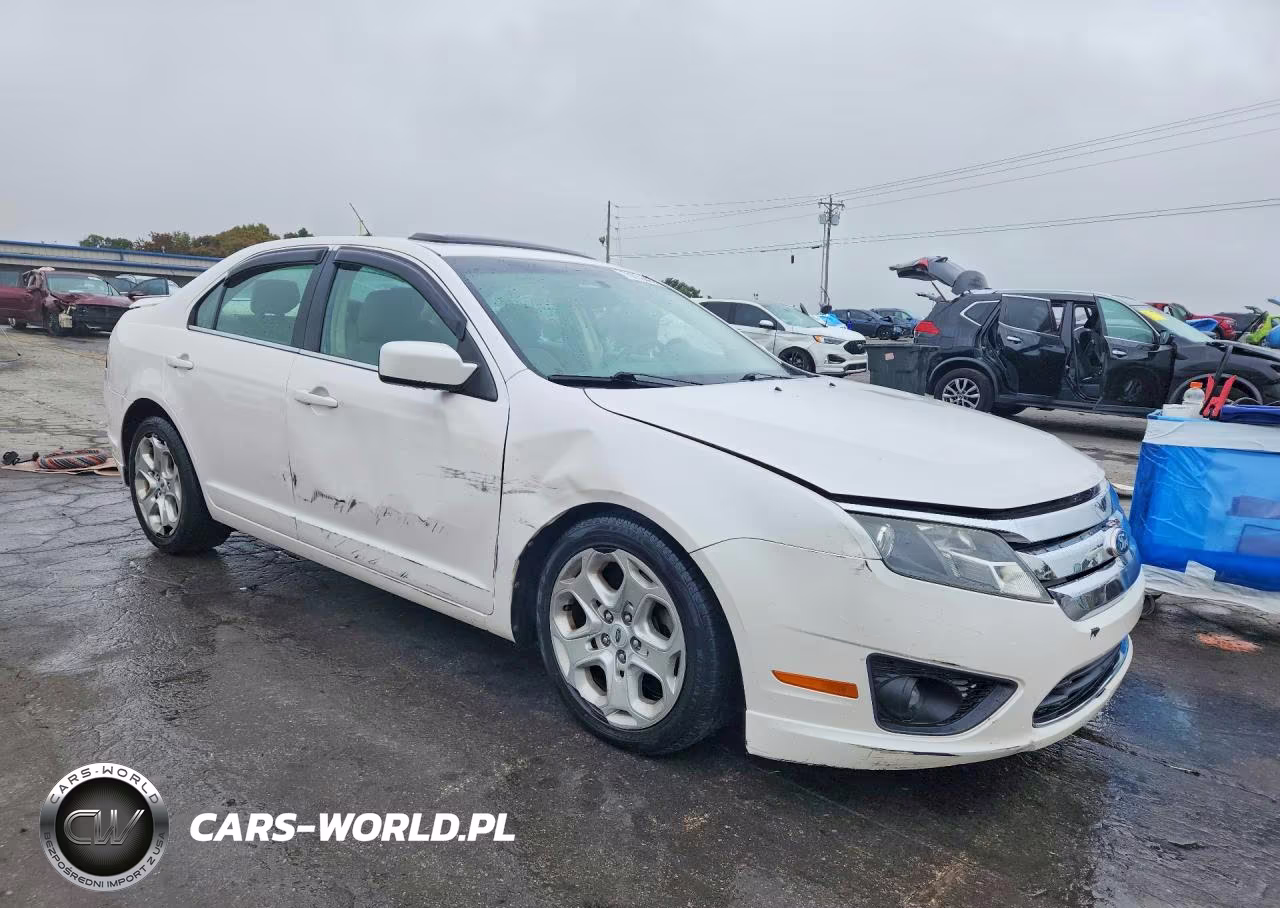 2011 Ford Fusion Se VIN:3FAHP0HA5BR120736 - 4