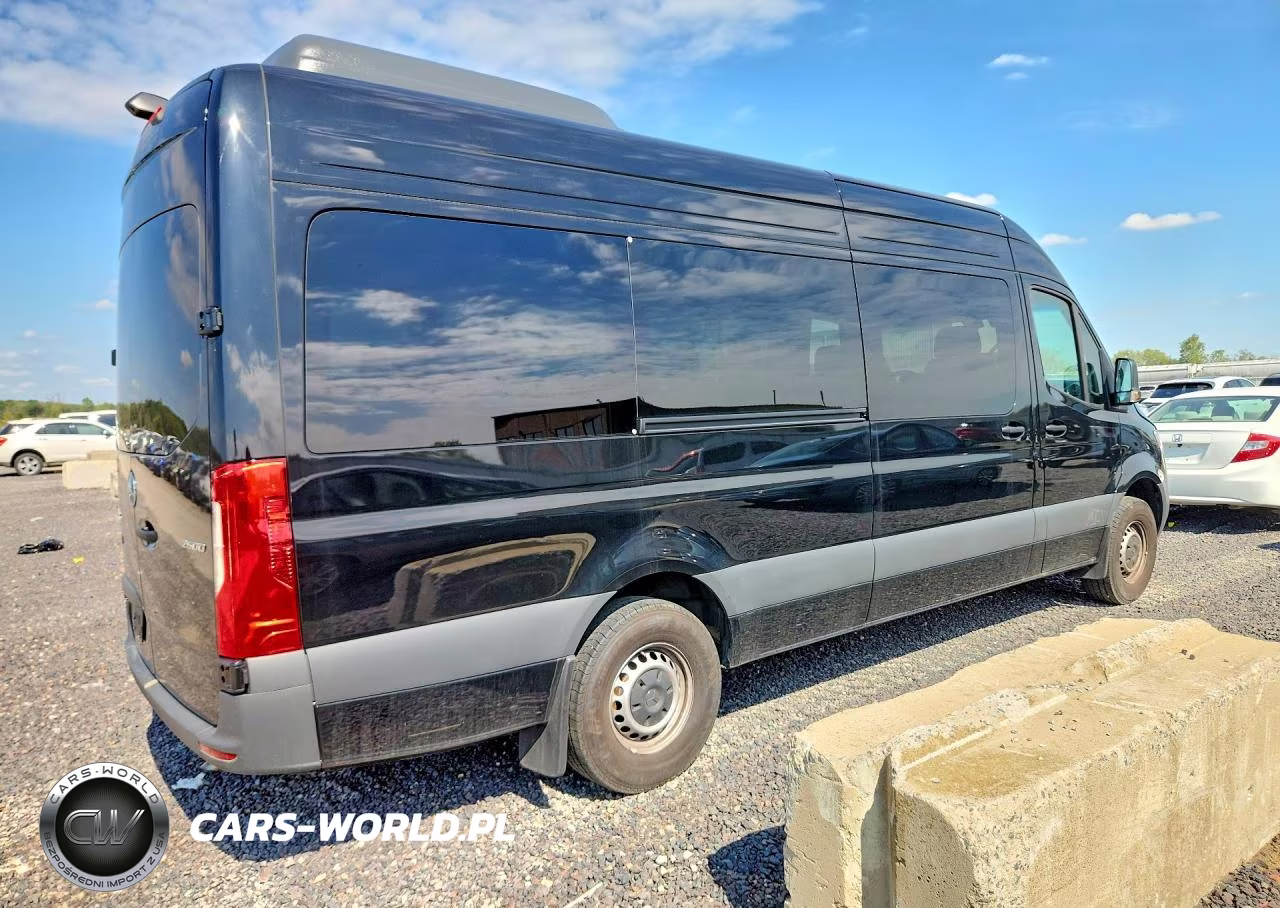 2026 Mercedes-Benz Sprinter 2500 VIN:W1Z4KGHY4TT605969 - 3
