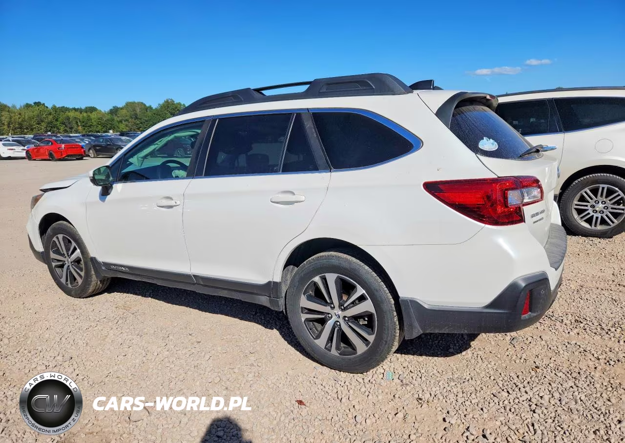 2018 Subaru Outback 3.6R Limited VIN:4S4BSENC7J3372420 - 2
