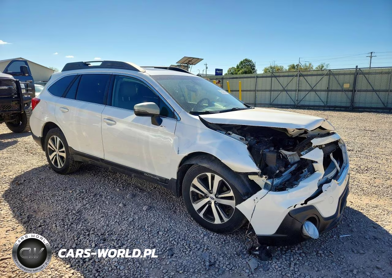 2018 Subaru Outback 3.6R Limited VIN:4S4BSENC7J3372420 - 4