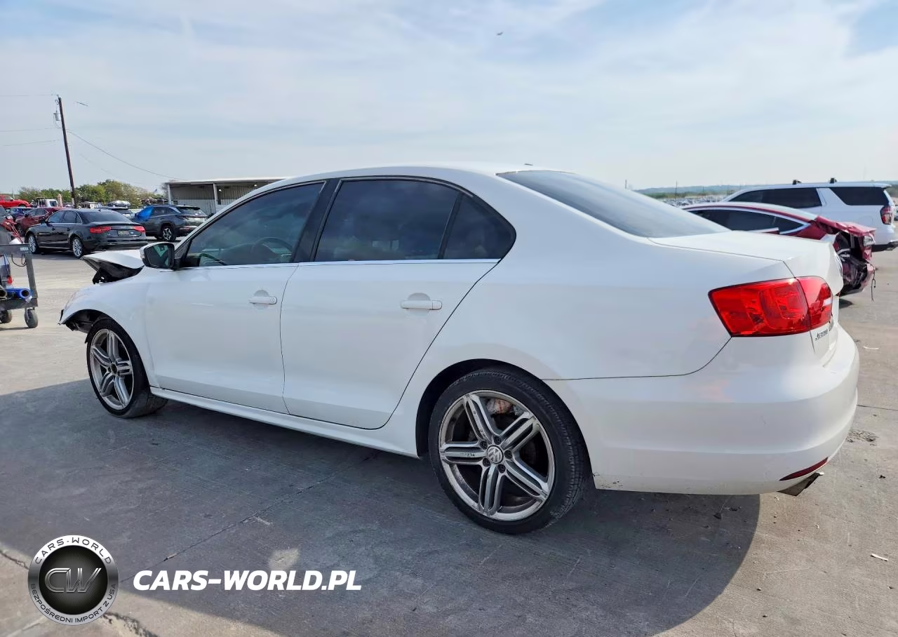 2013 Volkswagen Jetta Se VIN:3VWDX7AJ9DM282068 - 2