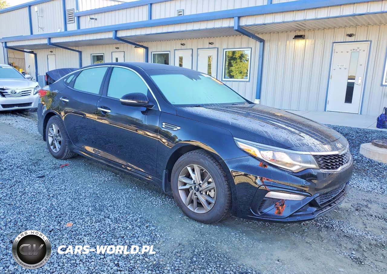 2019 Kia Optima Lx VIN:5XXGT4L32KG335541 - 4