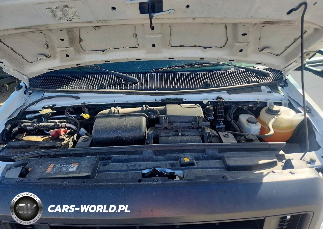 2023 Ford Econoline E350 Super Duty Cutaway Van VIN:1FDWE3FK9PDD31812 - 12