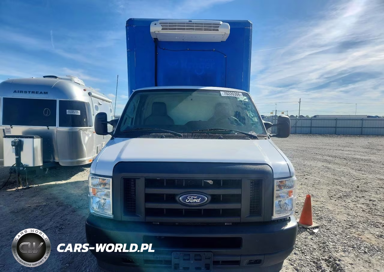 2023 Ford Econoline E350 Super Duty Cutaway Van VIN:1FDWE3FK9PDD31812 - 5