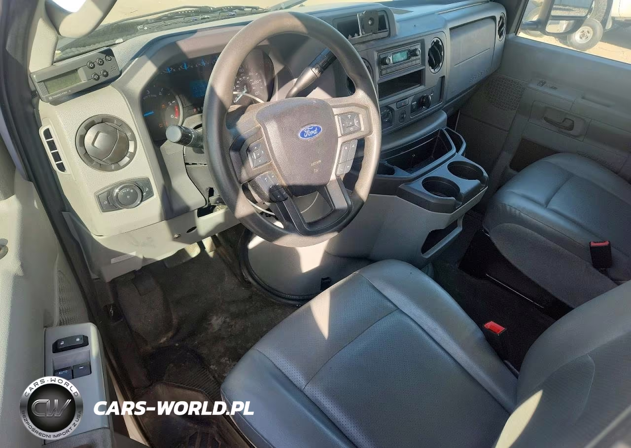 2023 Ford Econoline E350 Super Duty Cutaway Van VIN:1FDWE3FK9PDD31812 - 8