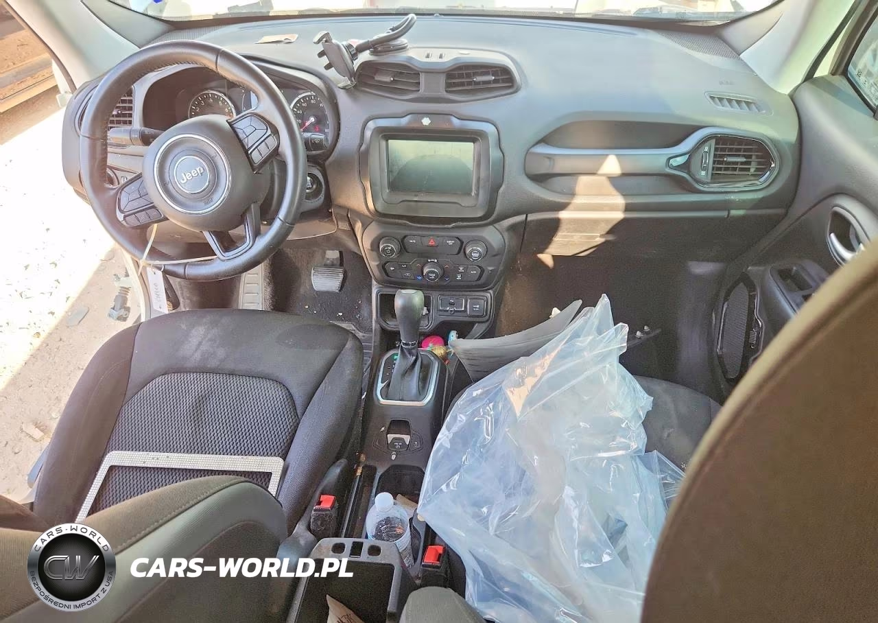 2018 Jeep Renegade Latitude VIN:ZACCJABB4JPG72198 - 8