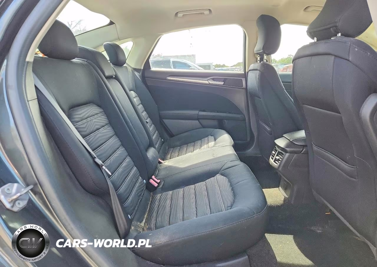 2016 Ford Fusion Se VIN:3FA6P0H72GR209487 - 10