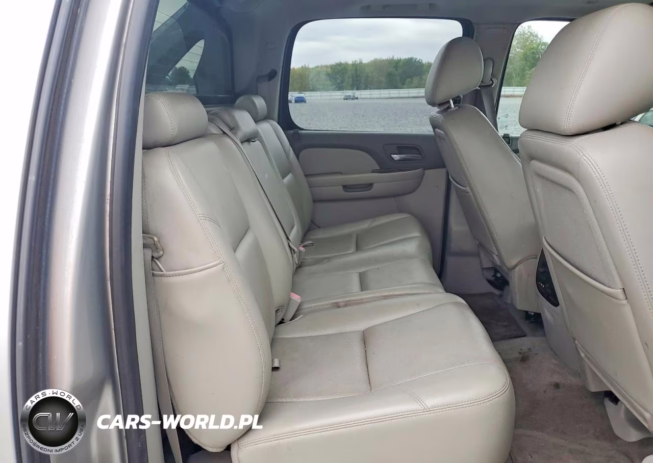 2010 Chevrolet Avalanche Ltz VIN:3GNVKGE03AG102379 - 10