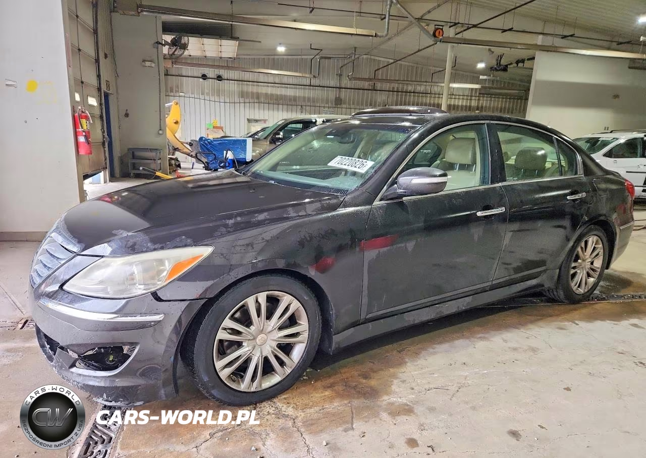 2014 Hyundai Genesis 3.8L – zdjęcie 1 z 13