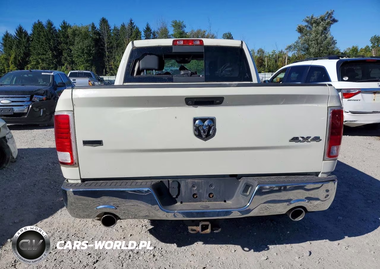 2018 Ram 1500 Laramie VIN:1C6RR7NM2JS252993 - 6