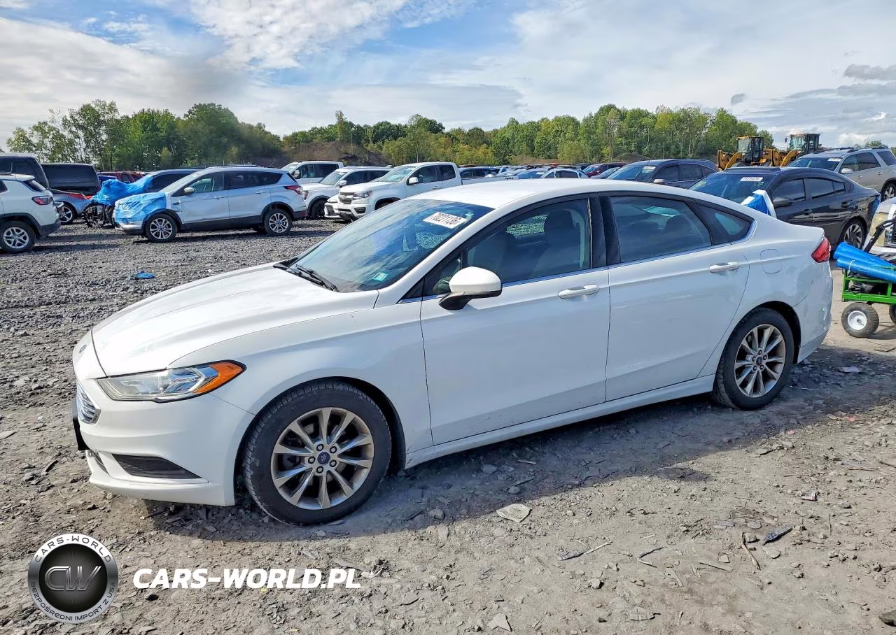 2017 Ford Fusion Se VIN:3FA6P0H77HR160868 - 1