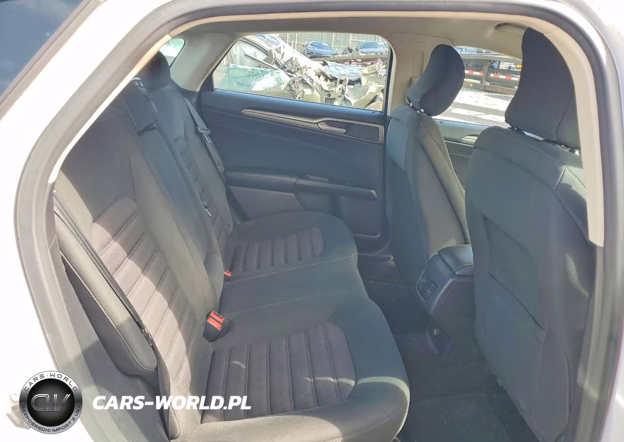 2017 Ford Fusion Se VIN:3FA6P0H77HR160868 - 10