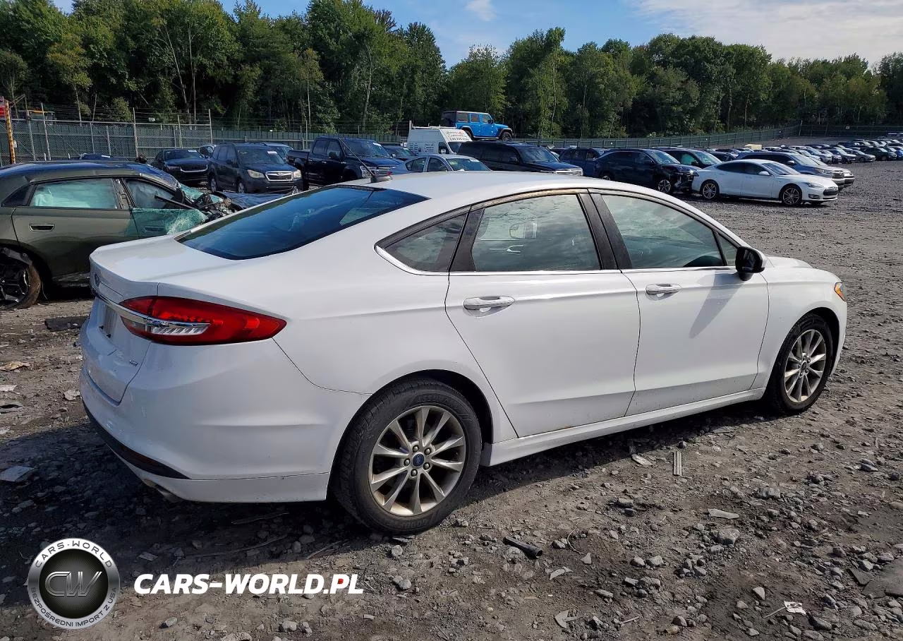 2017 Ford Fusion Se VIN:3FA6P0H77HR160868 - 3
