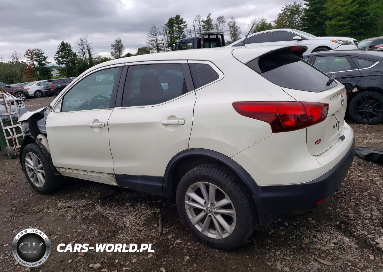 2017 Nissan Rogue Sport S VIN:JN1BJ1CPXHW012351 - 2