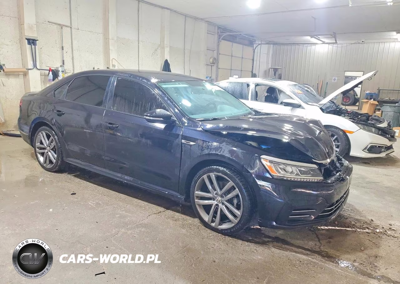 2018 Volkswagen Passat S VIN:1VWAA7A39JC035037 - 4