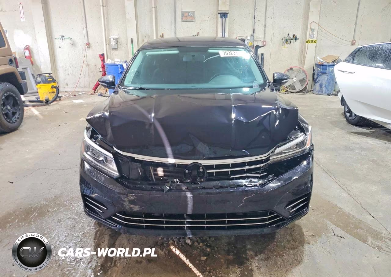 2018 Volkswagen Passat S VIN:1VWAA7A39JC035037 - 5
