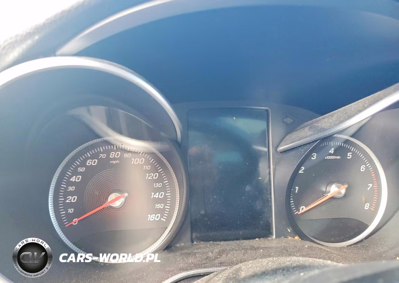 2016 Mercedes-Benz C 300 4Matic VIN:55SWF4KB0GU104481 - 9