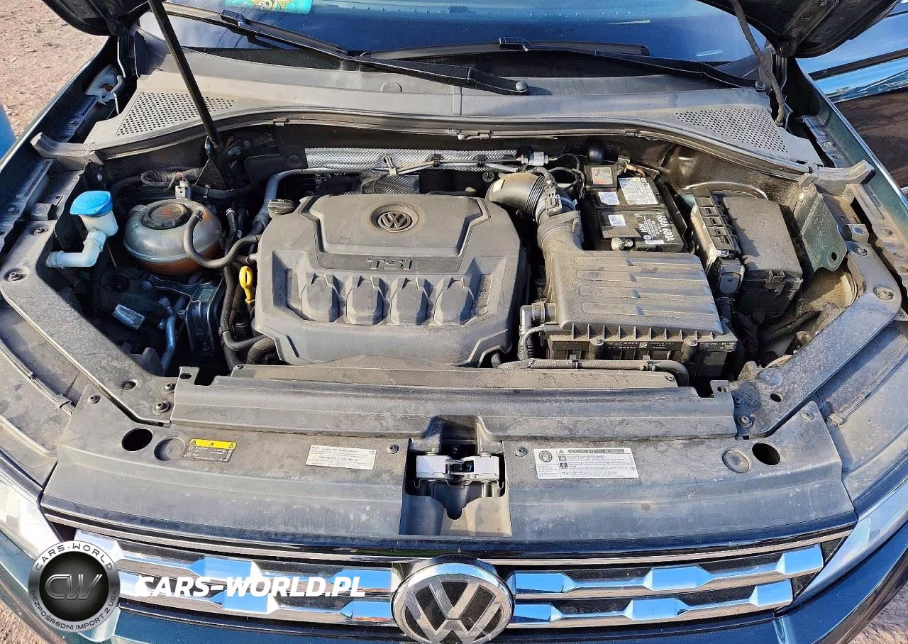 2018 Volkswagen Tiguan Se VIN:3VV3B7AX2JM171683 - 12