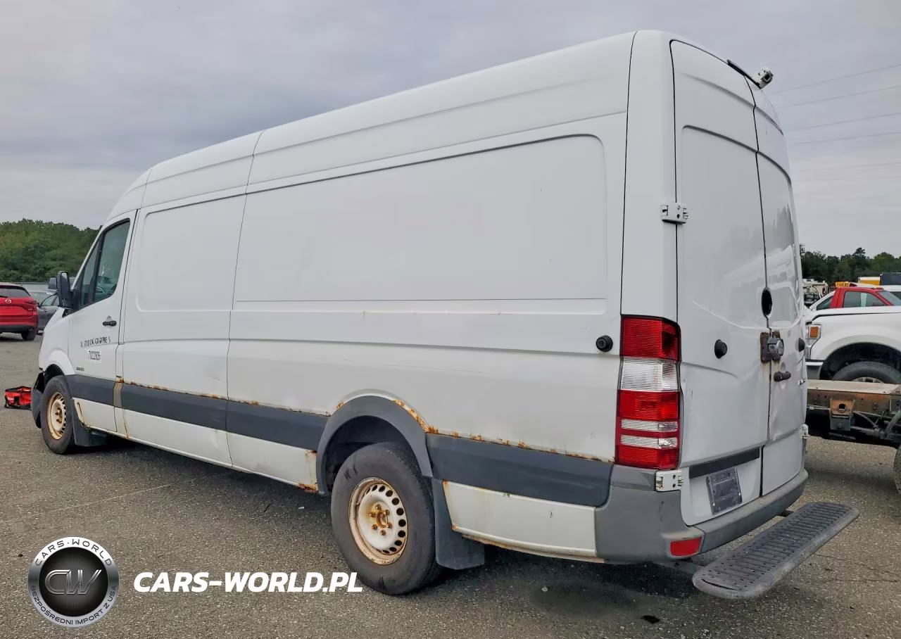 2015 Mercedes-Benz Sprinter 2500 VIN:WD3PE8DB3FP134845 - 2