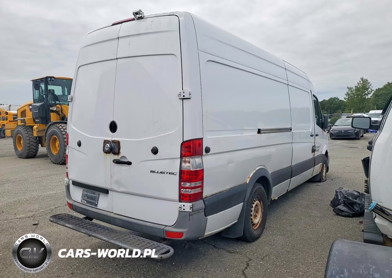 2015 Mercedes-Benz Sprinter 2500 VIN:WD3PE8DB3FP134845 - 3