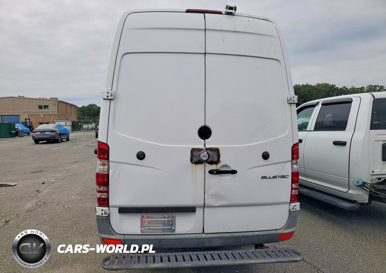 2015 Mercedes-Benz Sprinter 2500 VIN:WD3PE8DB3FP134845 - 6