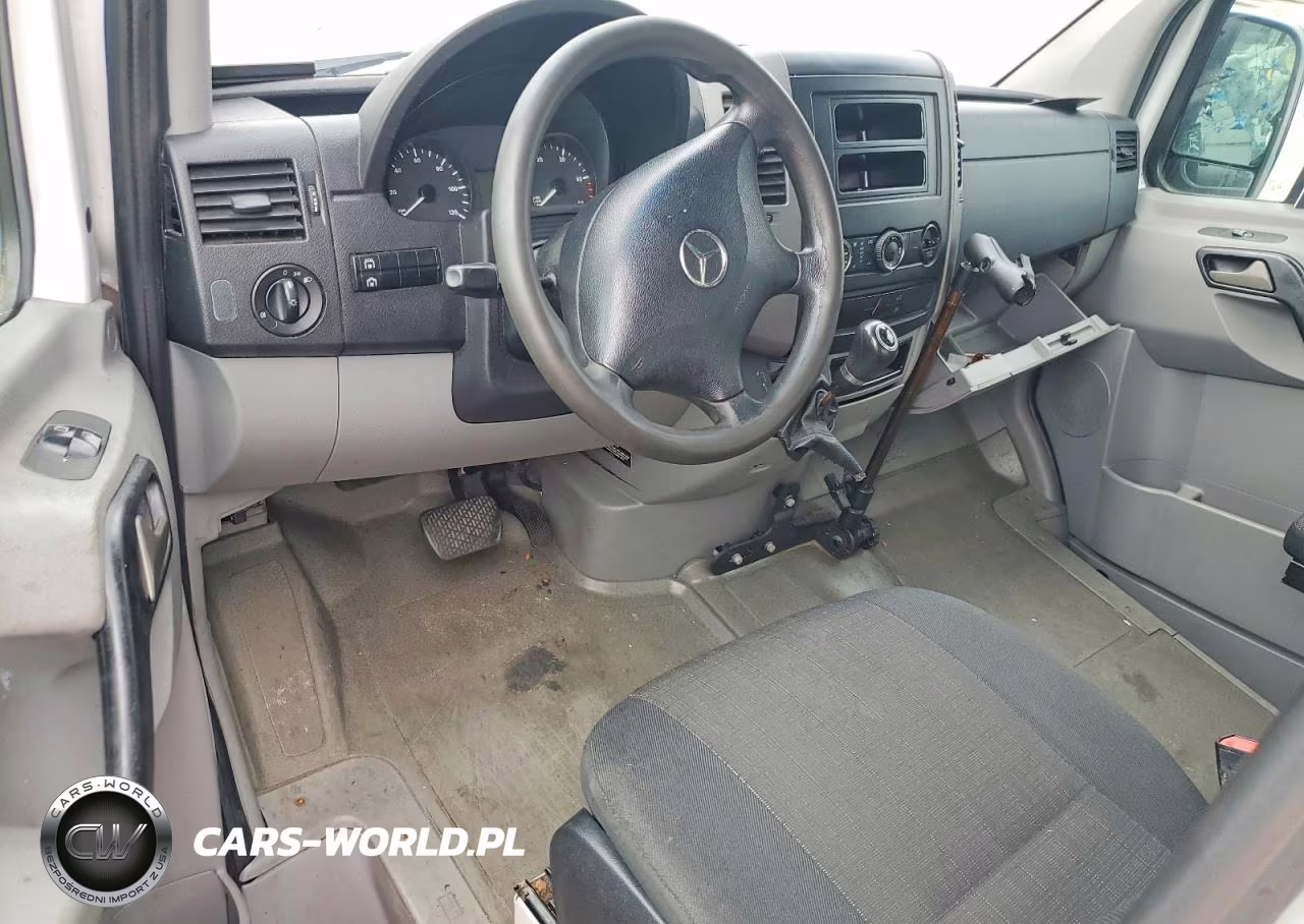 2015 Mercedes-Benz Sprinter 2500 VIN:WD3PE8DB3FP134845 - 8