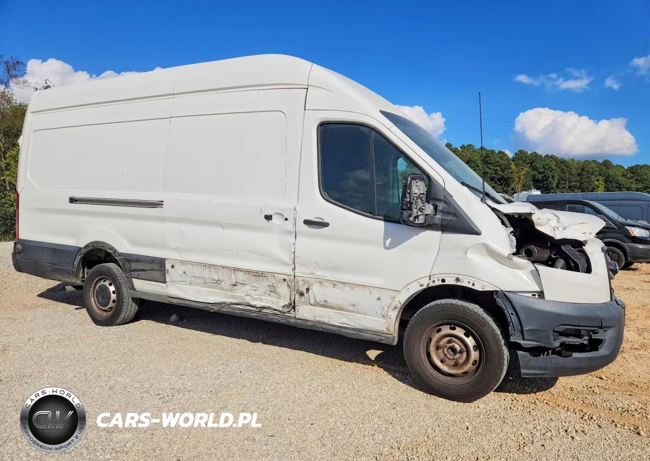 2020 Ford Transit 250 Delivery Van VIN:1FTBR3X84LKA80620 - 4