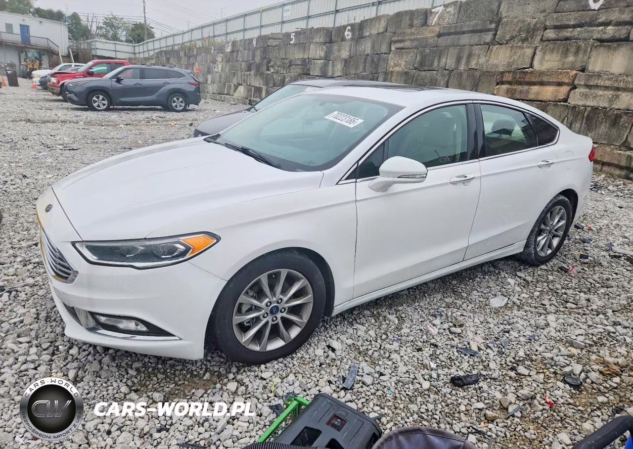2017 Ford Fusion Se – zdjęcie 1 z 12