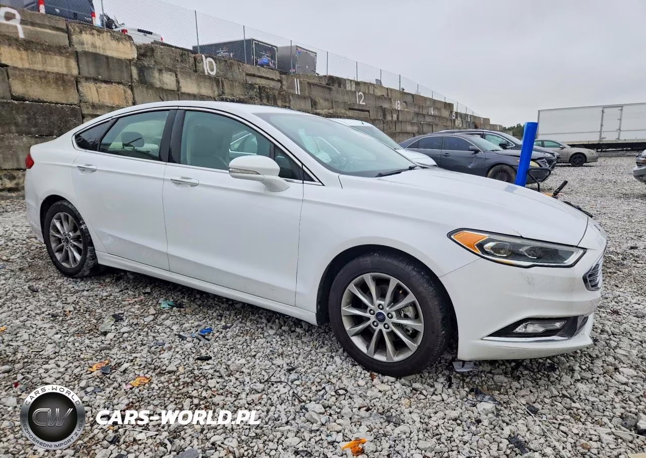 2017 Ford Fusion Se VIN:3FA6P0HD1HR132523 - 4