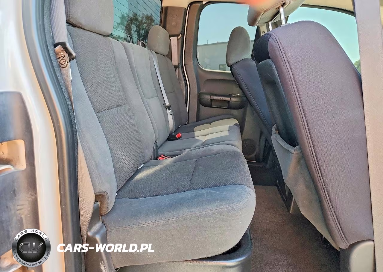 2008 Chevrolet Silverado K1500 VIN:2GCEK190X81325876 - 10