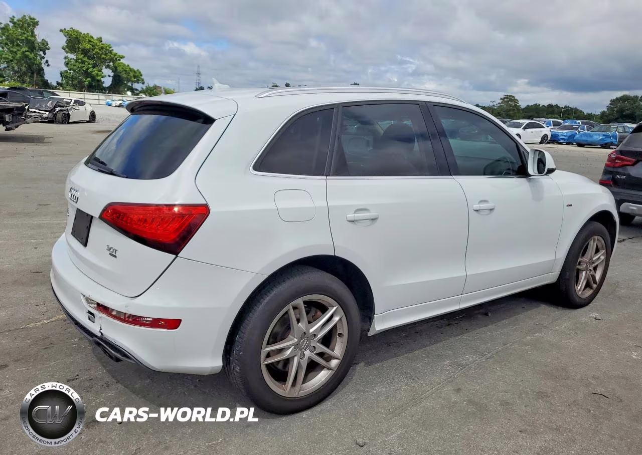 2014 Audi Q5 Premium Plus VIN:WA1DGAFP4EA107099 - 3