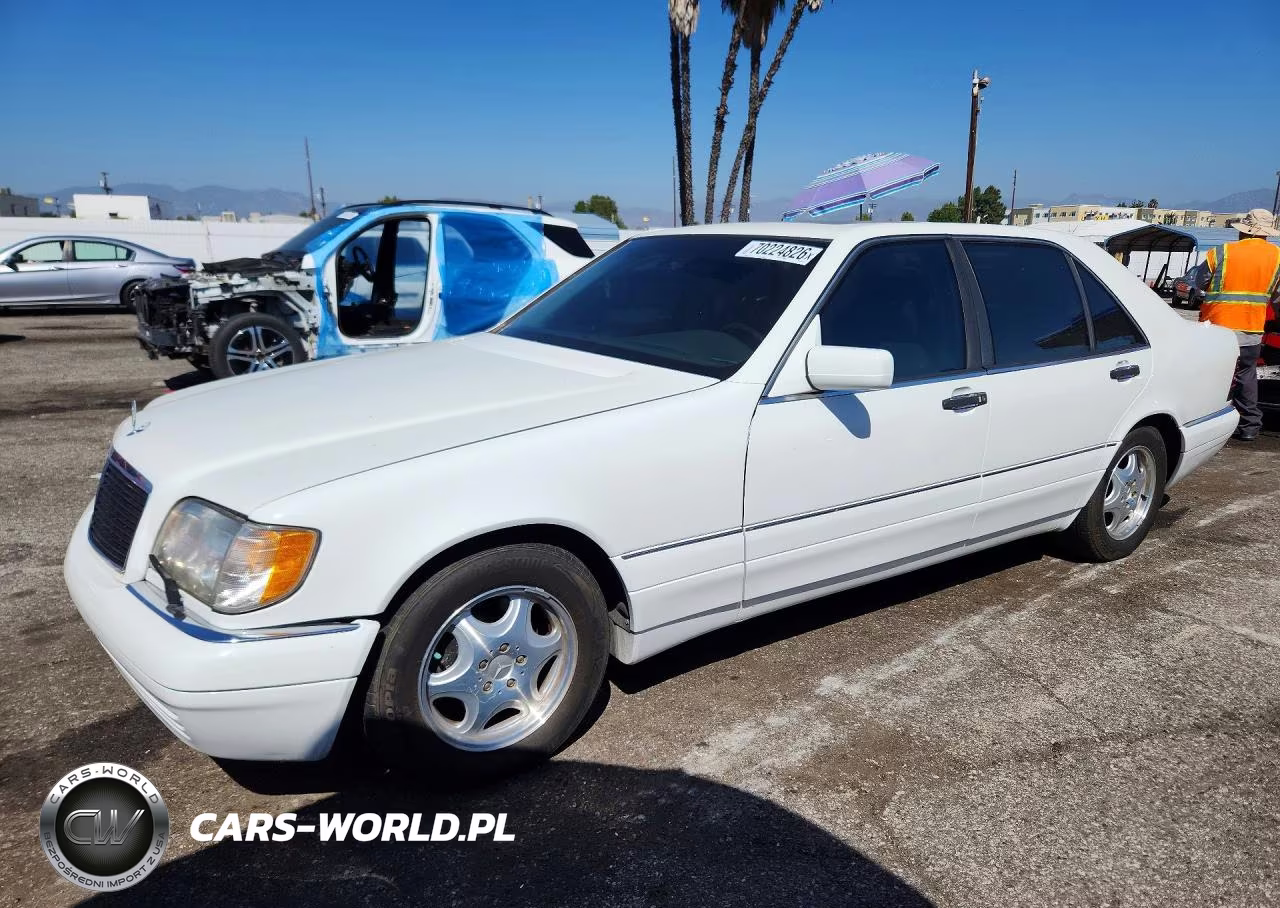 MERCEDES-BENZ S 320