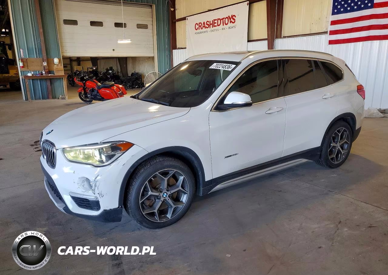 2016 BMW X1 xDrive28I – zdjęcie 1 z 13