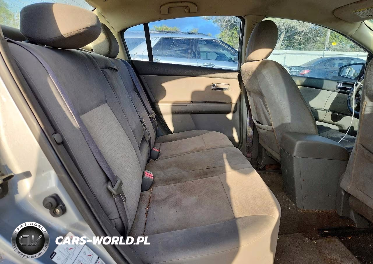 2009 Nissan Sentra 2.0 VIN:3N1AB61E29L688923 - 10