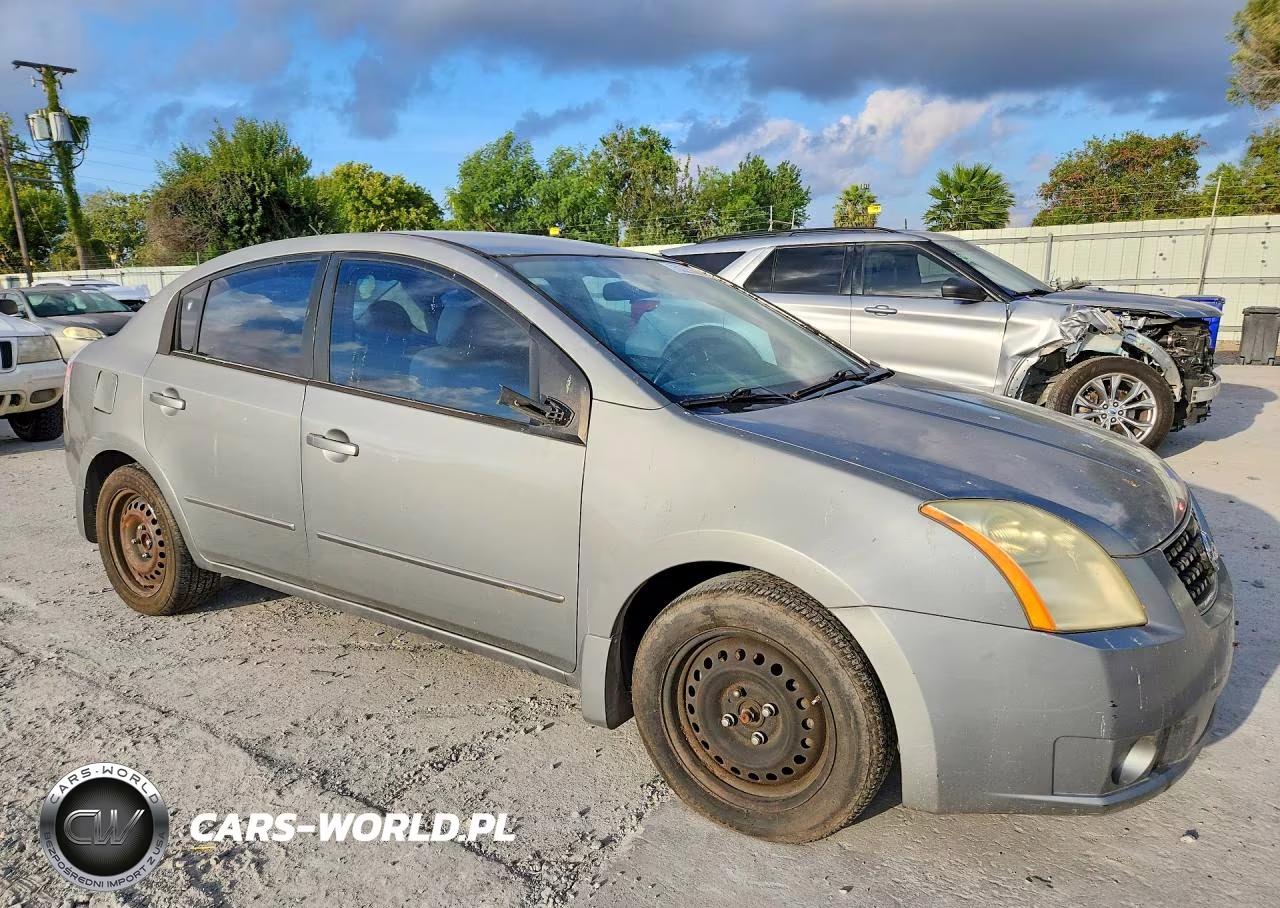2009 Nissan Sentra 2.0 VIN:3N1AB61E29L688923 - 4
