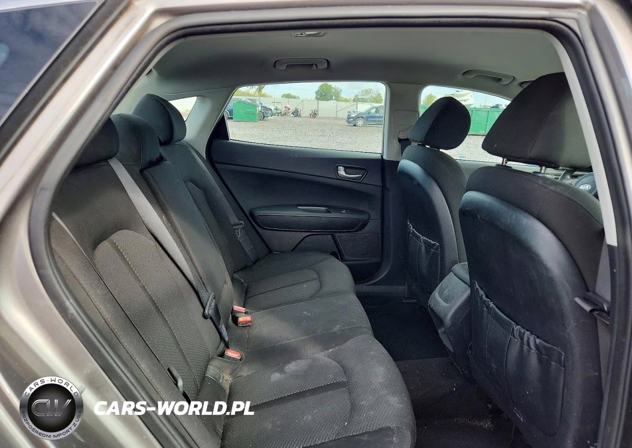 2018 Kia Optima Lx VIN:5XXGT4L39JG210826 - 10