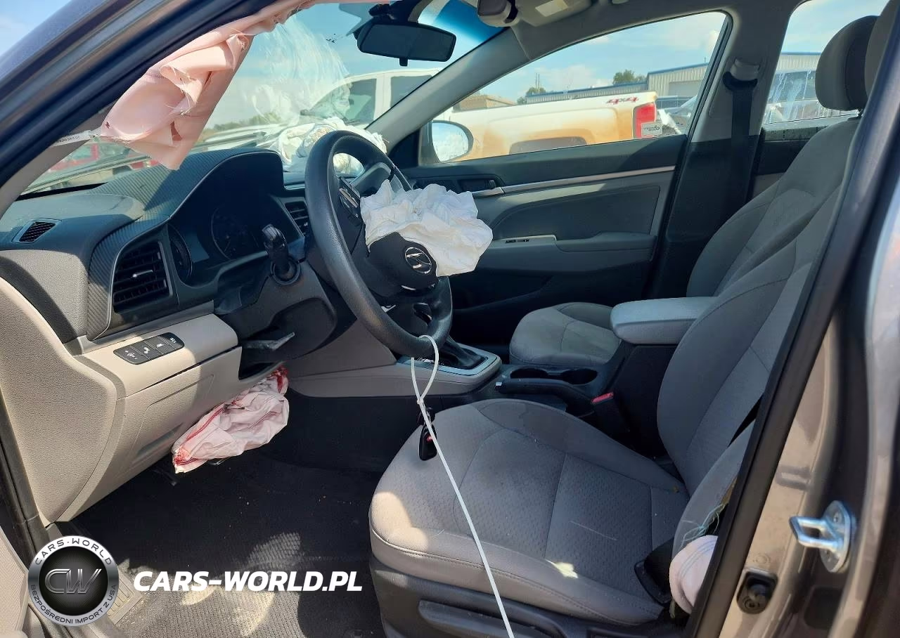 2019 Hyundai Elantra Sel VIN:5NPD84LF4KH478638 - 7