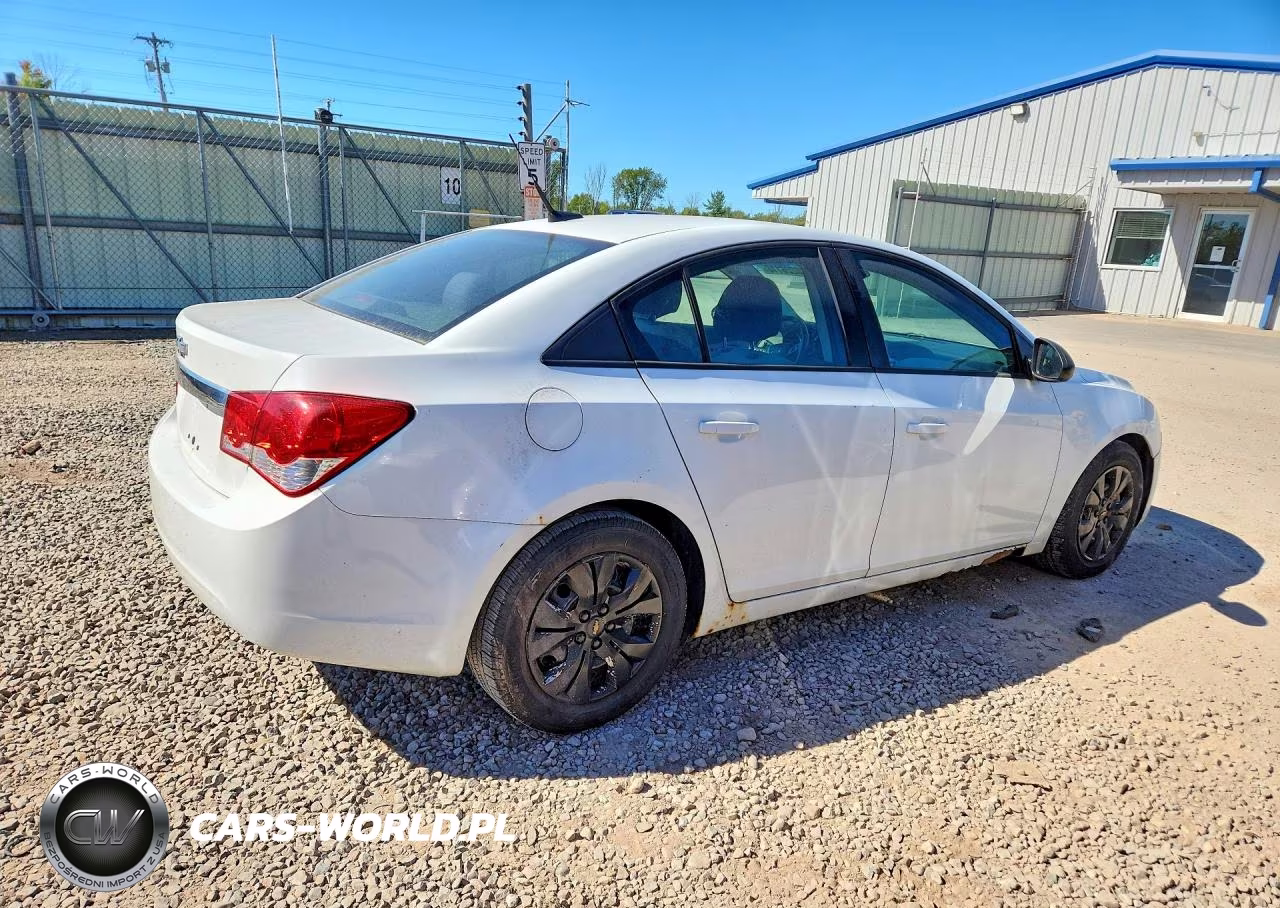 2013 Chevrolet Cruze Ls VIN:1G1PA5SG9D7301763 - 3