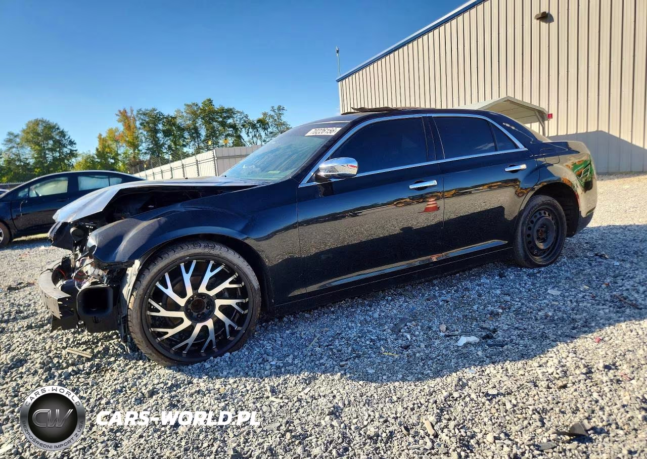 2016 Chrysler 300C VIN:2C3CCAEG9GH359213 - 1