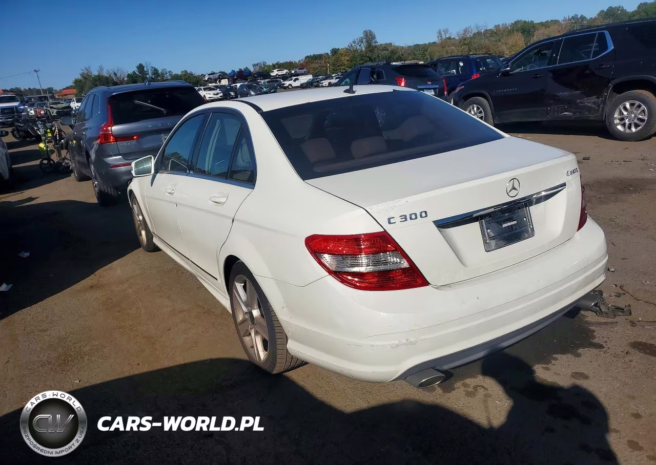 2011 Mercedes-Benz C 300 4Matic VIN:WDDGF8BB6BR155926 - 2