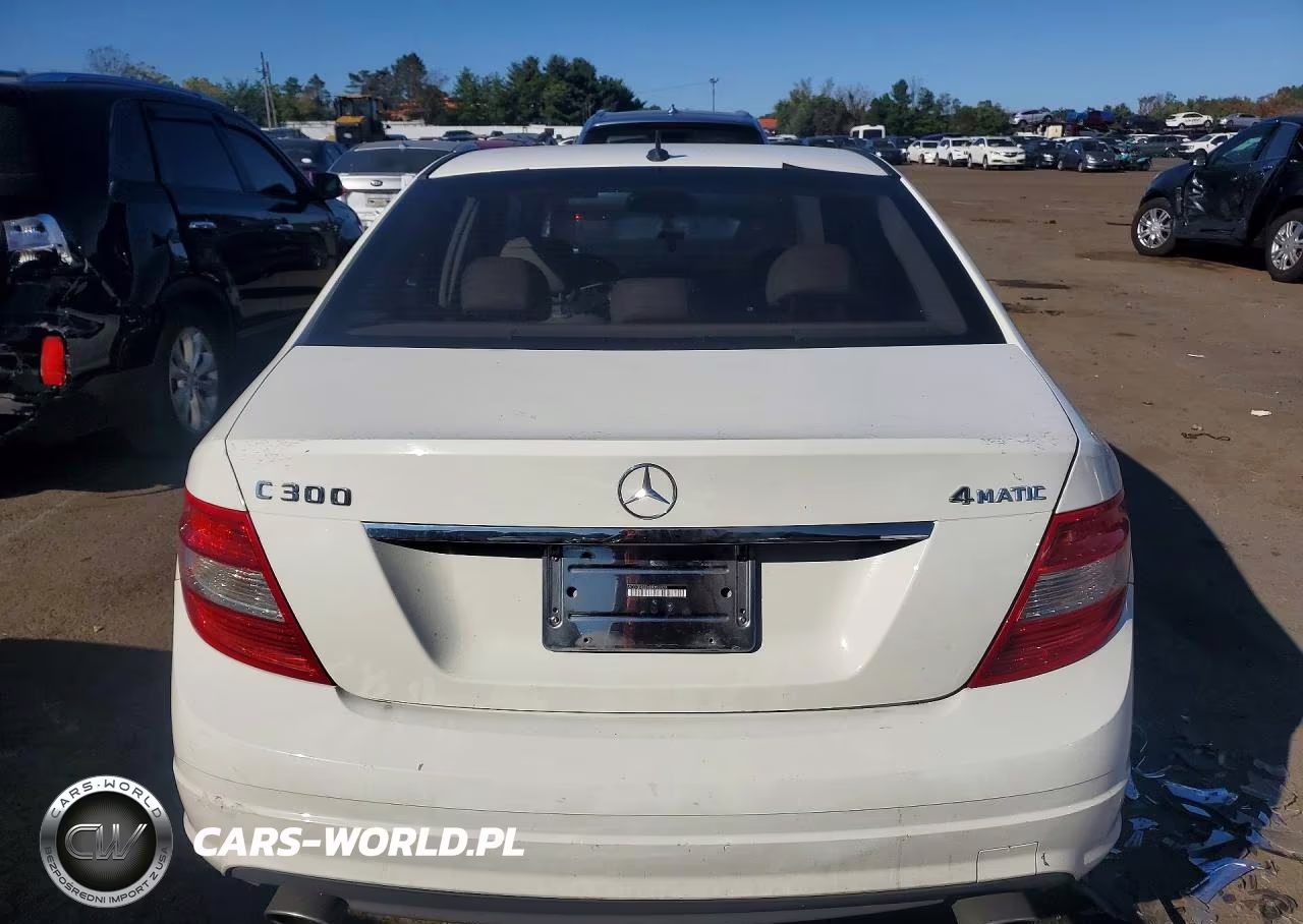 2011 Mercedes-Benz C 300 4Matic VIN:WDDGF8BB6BR155926 - 6