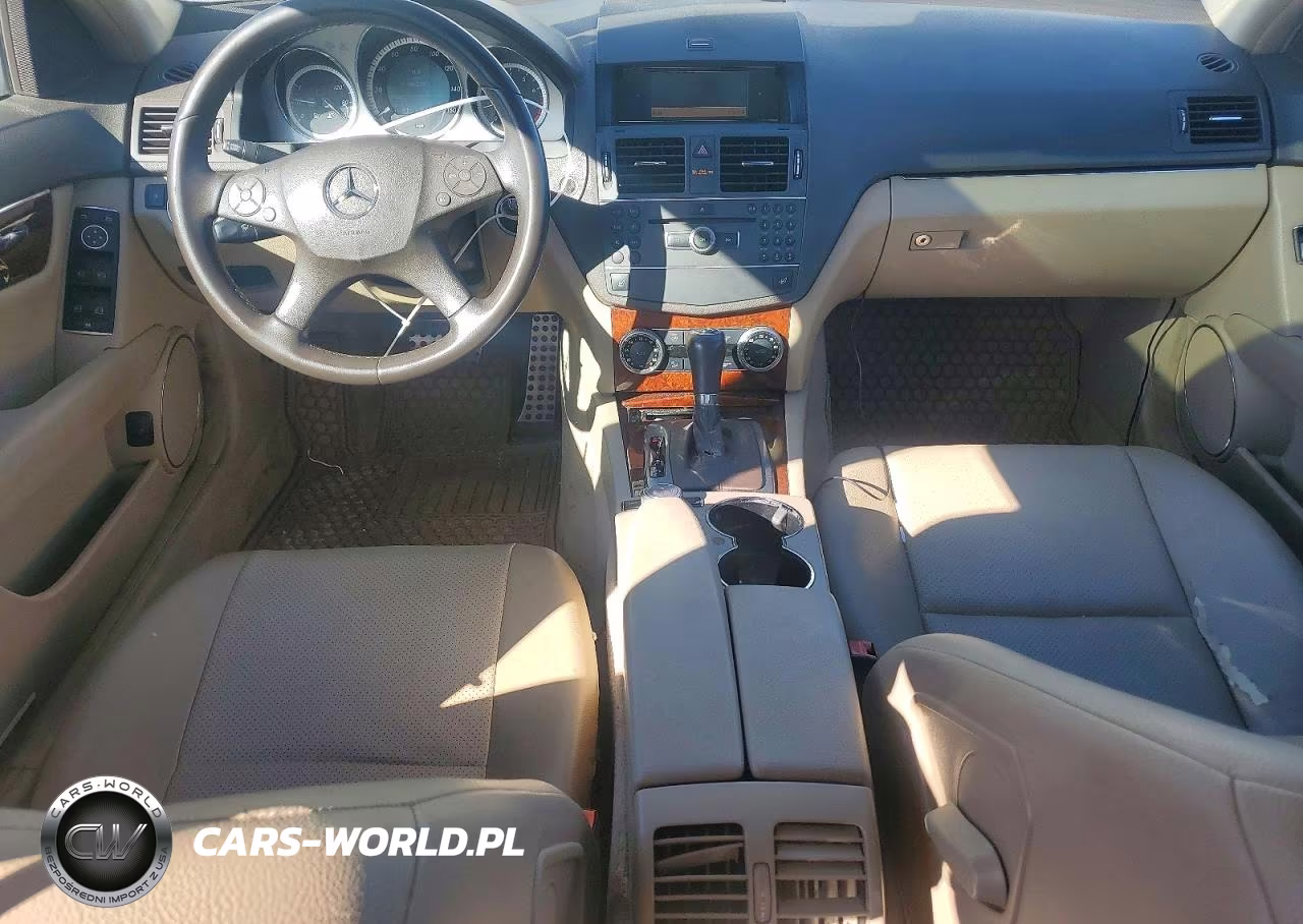 2011 Mercedes-Benz C 300 4Matic VIN:WDDGF8BB6BR155926 - 8