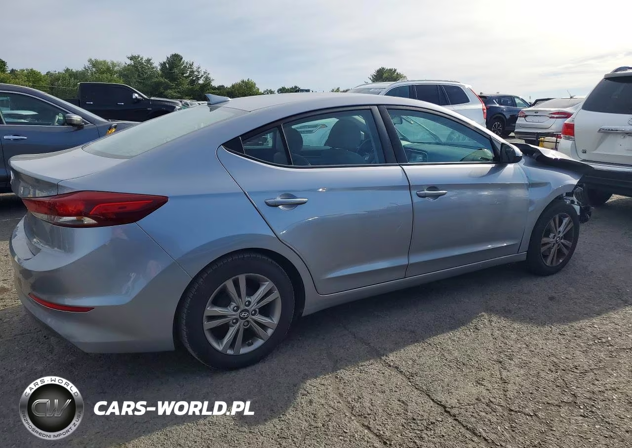 2017 Hyundai Elantra Se VIN:5NPD84LFXHH024287 - 3