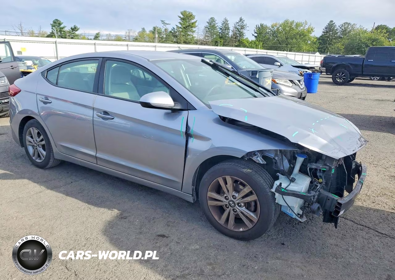 2017 Hyundai Elantra Se VIN:5NPD84LFXHH024287 - 4