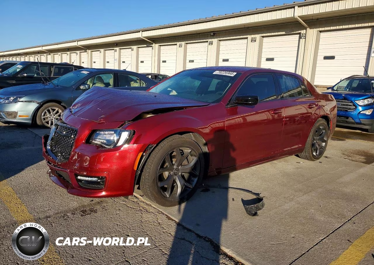 2020 Chrysler 300 Touring