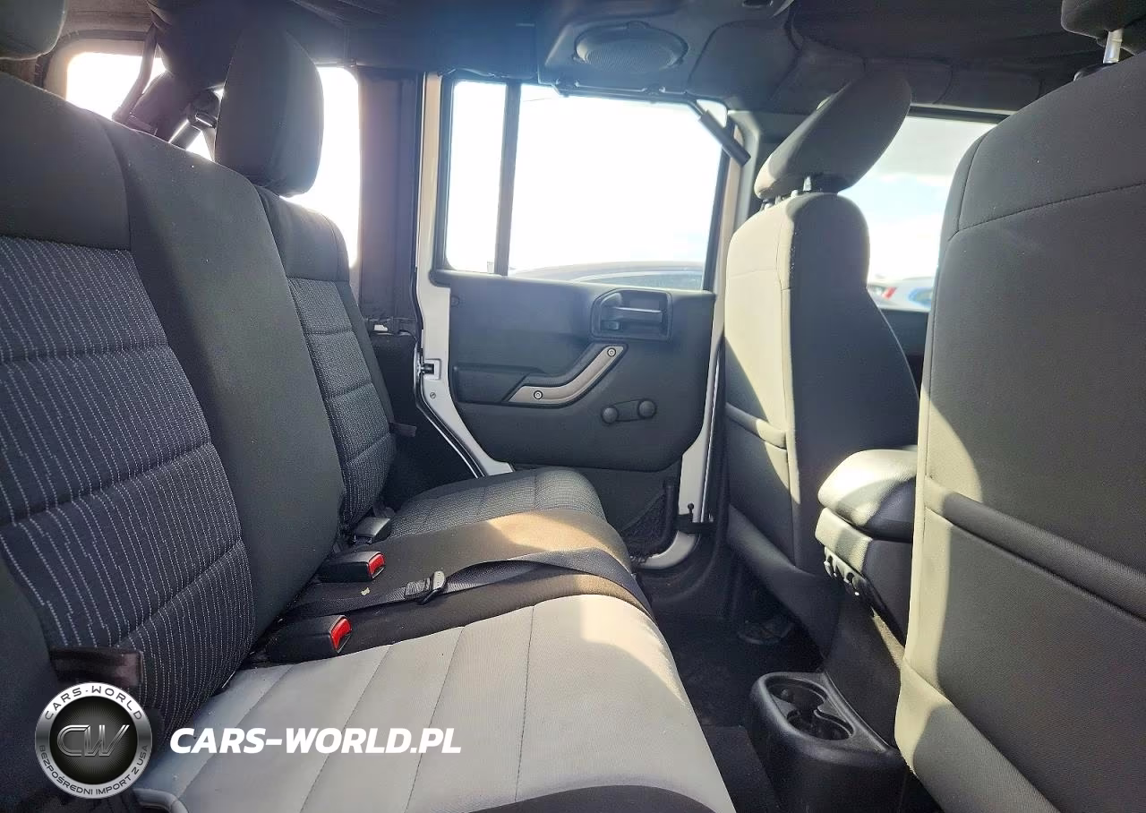 2012 Jeep Wrangler Unlimited Sport VIN:1C4BJWDG8CL259631 - 11
