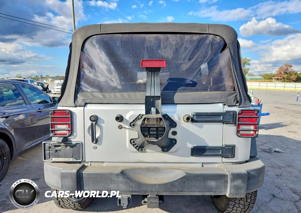 2012 Jeep Wrangler Unlimited Sport VIN:1C4BJWDG8CL259631 - 6